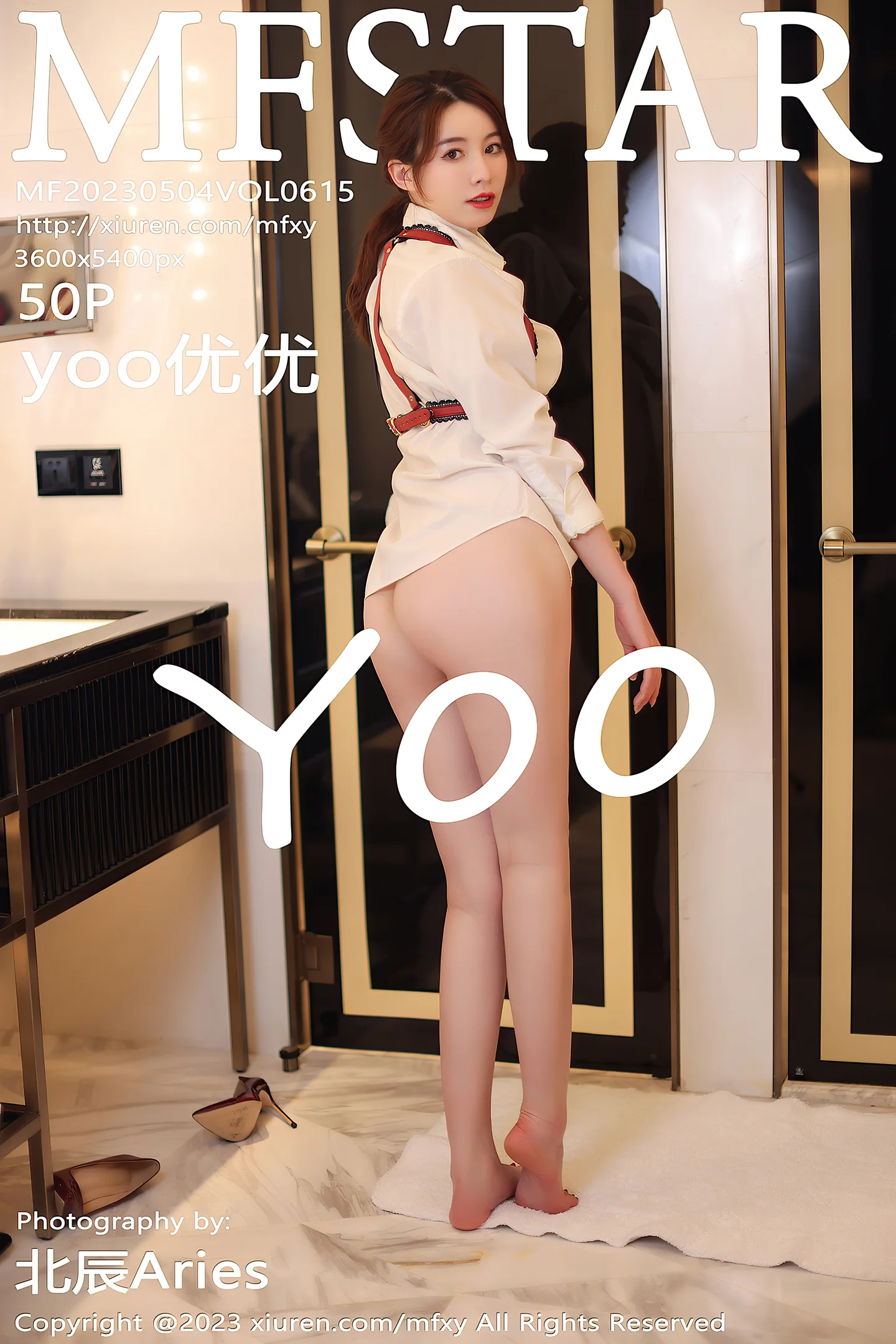 [MFStar模范学院]Vol.615_模特yoo优优性感白T配黑色短裙露超薄黑丝秀美腿诱惑写真50P-秀人网 - XiuRen.Space